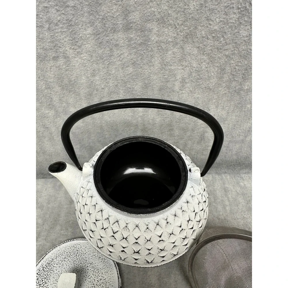Cast Iron Rustic‎ Teapot Japanese Tetsubin White Black Excellent Small